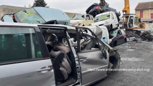 epaviste destruction vehicule centre VHU agréé