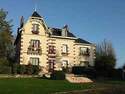 Arnouville-lès-Mantes (78790) Arnouville-lès-Mantes (78790)
